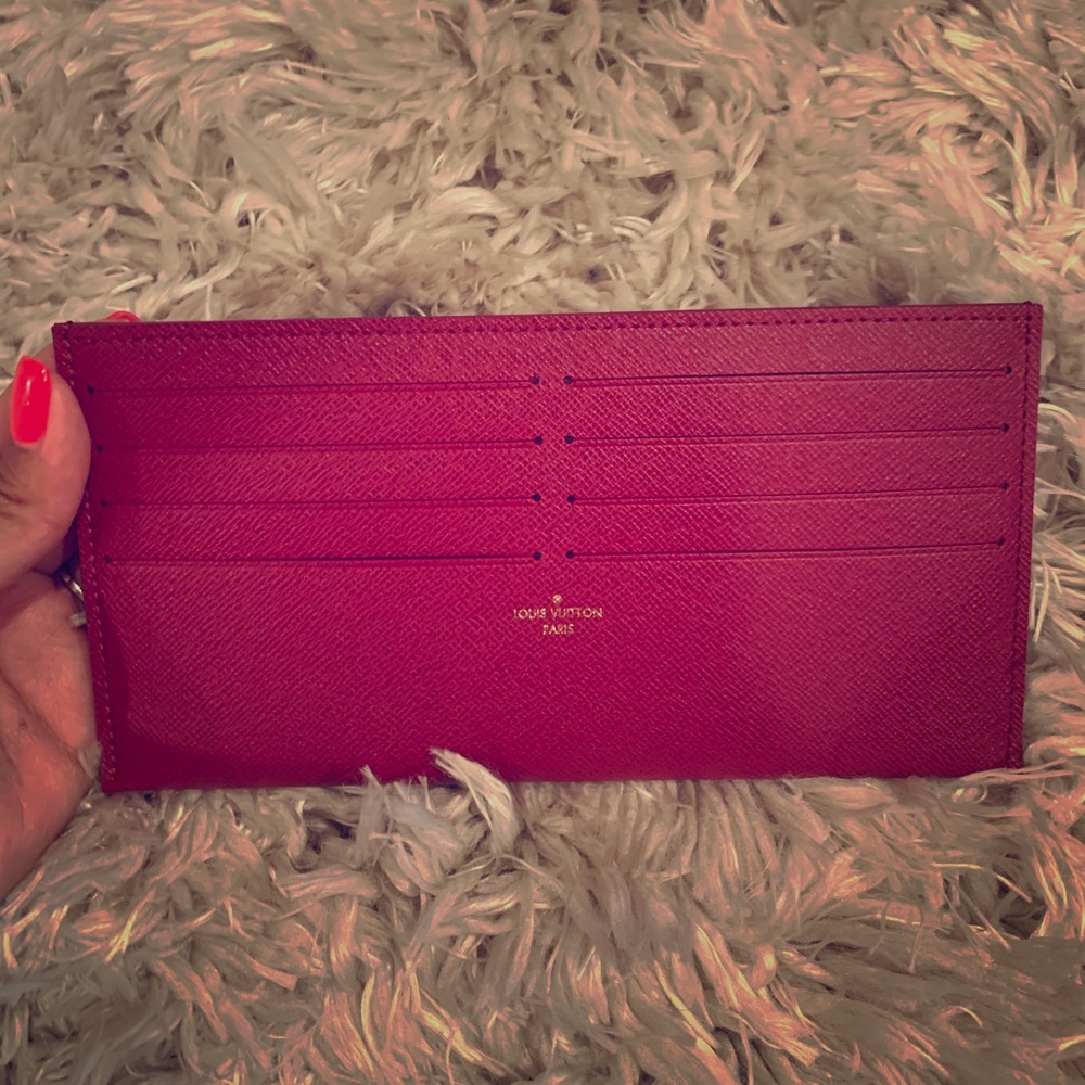 SOLD Louis Vuitton insert